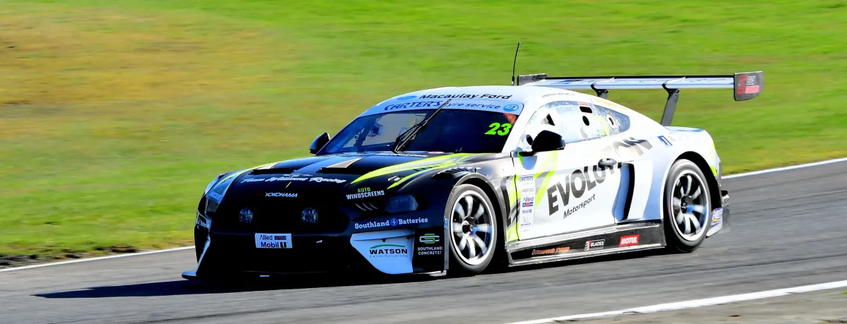 Local Club Members Tackle Endurance Races At Teretonga