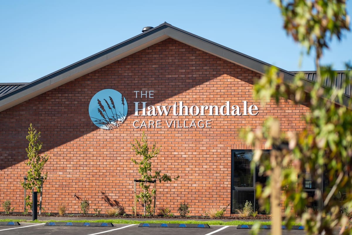 Hawthorndale Trustees Honoured As Board Transitions