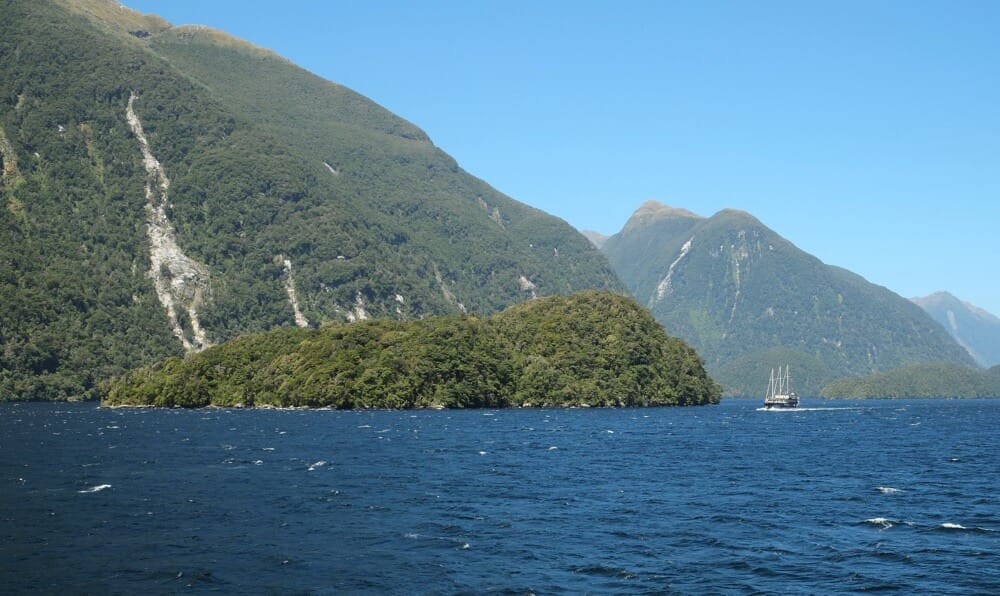 Diver Dies in Doubtful Sound