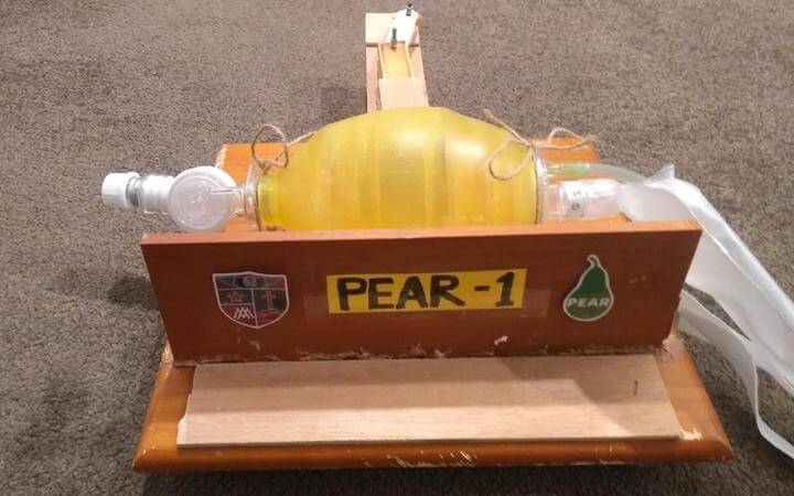 High School Students Create Working Ventilator From Wood & Lego