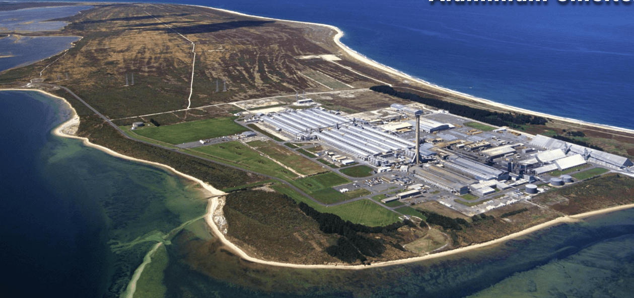Fire Destroys Building At Tiwai Point Smelter