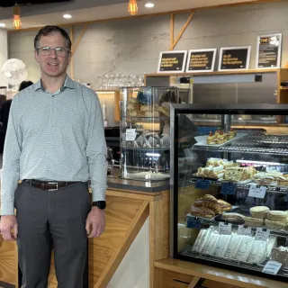 New Airport Café Opens June 28