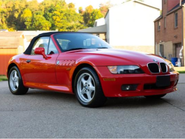 Police Investigating Red BMW In Waikaia Fire