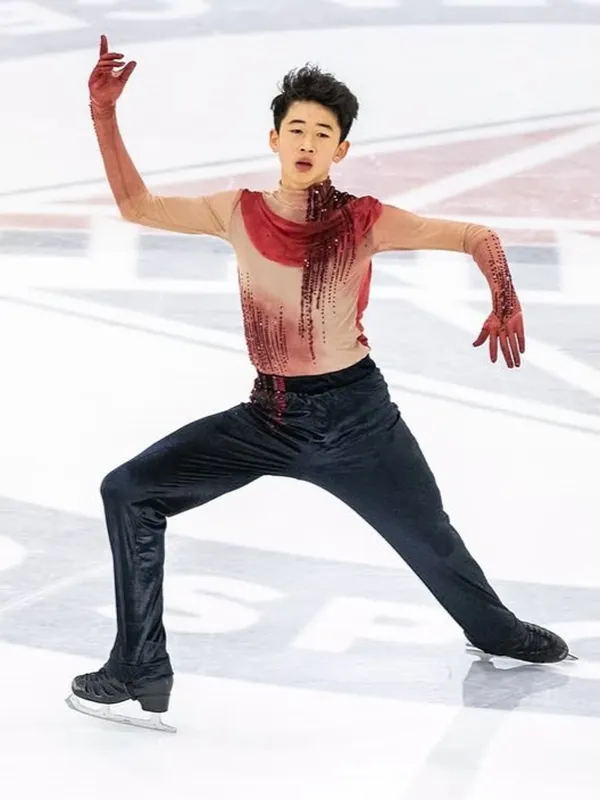 New Zealand’s Senior Men’s skater Dwayne Li.