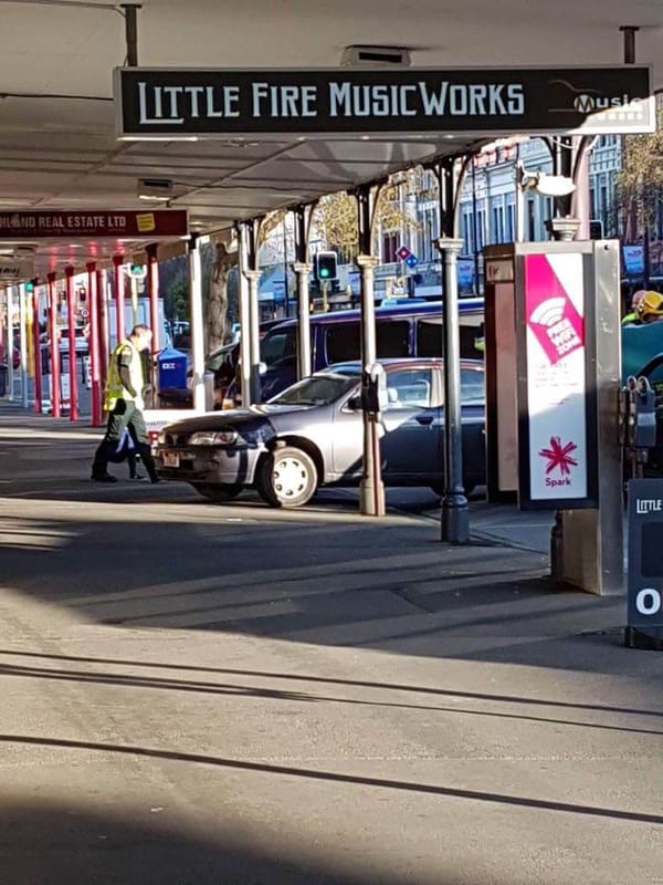 Minor Two Car Crash On Dee Street