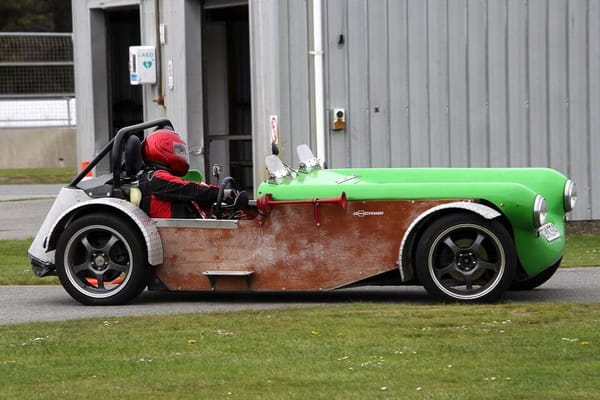 Electric Vehicle Creates Interest At Clubsport